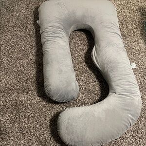 Momcozy Gray U-Shaped Body Pillow